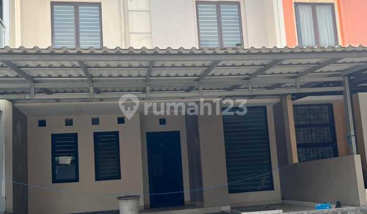 Rumah Palem Semi Karawaci