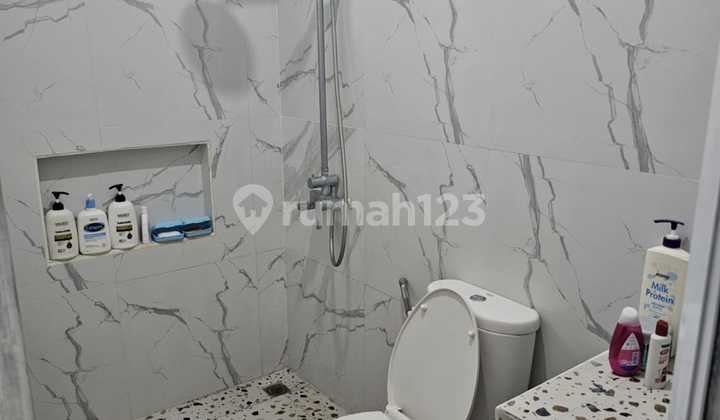 Dijual Murah Rumah Hoek Full Furnished Di Cluster Pinewood 2