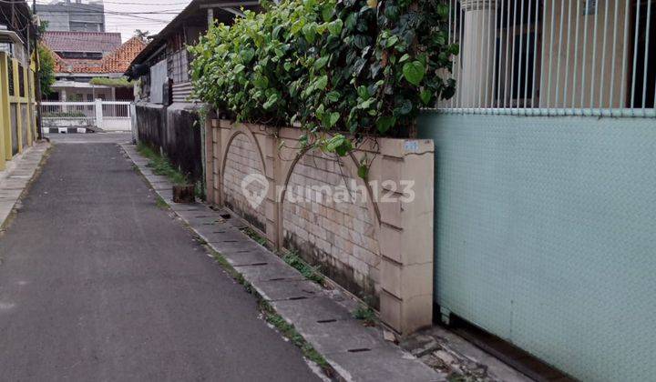 Dijual Rumah Rapi Terawat Siap Huni di Jalan Soleh Ali Tangerang 2