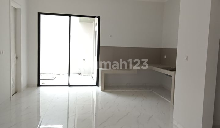 Jual Rumah 2 Lantai Bagus di Kota Ayodhya Alam Sutera, Tangerang 2