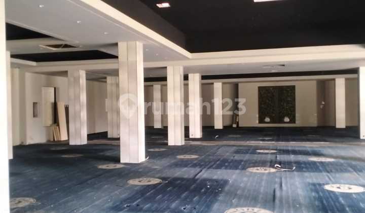 Rented Building Location on the Side of Serpong Raya Road Heading to Alam Sutera Rented Building Location on the Side of Serpong Raya Road Heading to Alam Sutera
