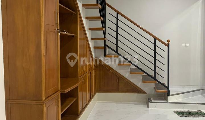 Dijual Rumah Bagus Siap Huni di Villa Melati Mas Bsd, Tangerang