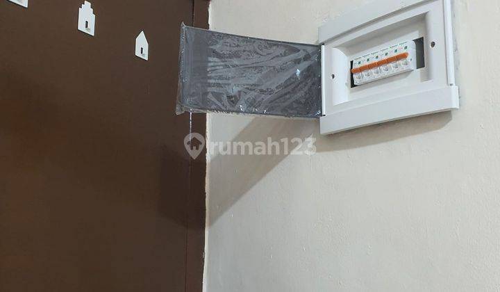 disewa Rumah Rapi Baru Renov di Cluster Taman Royal 3 Tangerang 2