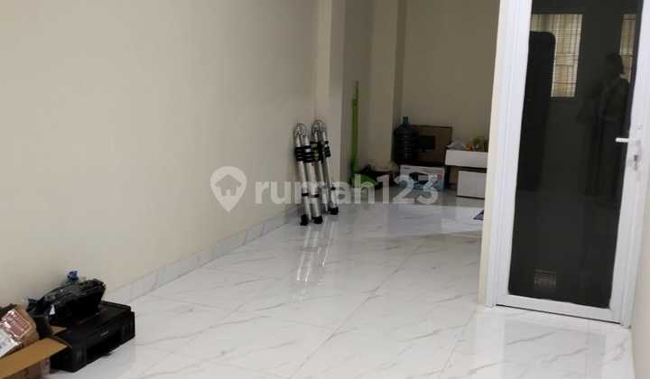Want to Lease: Modern Market Shophouse Banjar Wijaya 4.5 X 12 - 2.5 Floors 2
