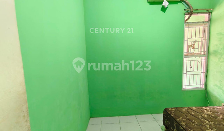 Rumah Strategis , hoek, Dekat Stasiun Di Komplek Bukit Mekar Wangi  Kota Bogor 2