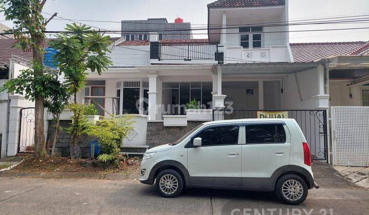 tampak depan rumah perumahan bukit cimanggu villa