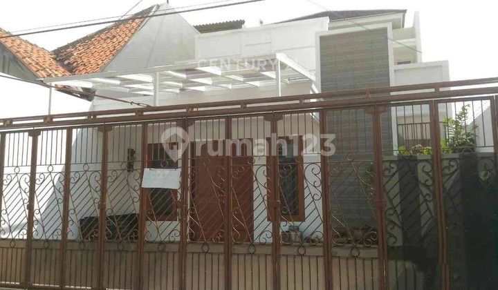 Rumah 2lt area strategis Jl Jatinegara Barat Jakarta Timur Rumah 2lt area strategis Jl Jatinegara Barat Jakarta Timur
