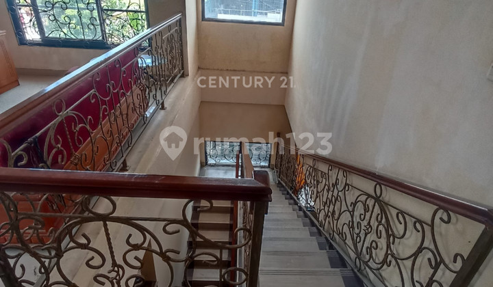 Strategic House on Jl Raden Aspiyah Karadenan Cibinong Bogor 2