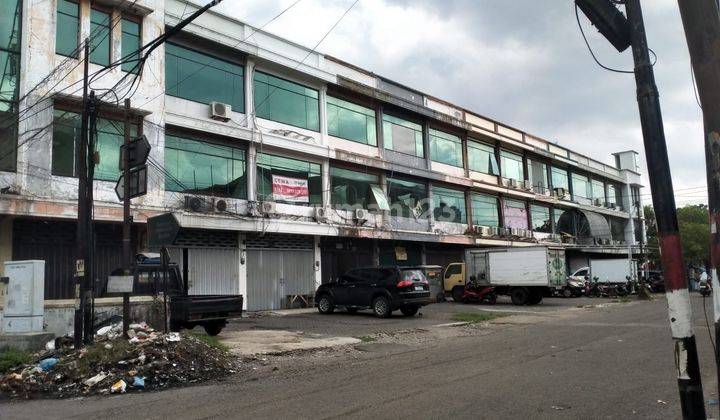 Sewa Ruko Lokasi Nol Jalan Raya, 3lt Full, Siap Pakai 1