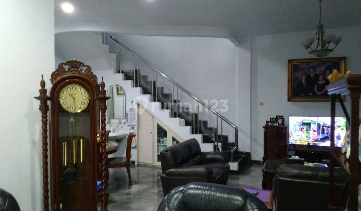 Rumah Semi Furnished Hook di Kopyor Timur, Jakarta Utara 2