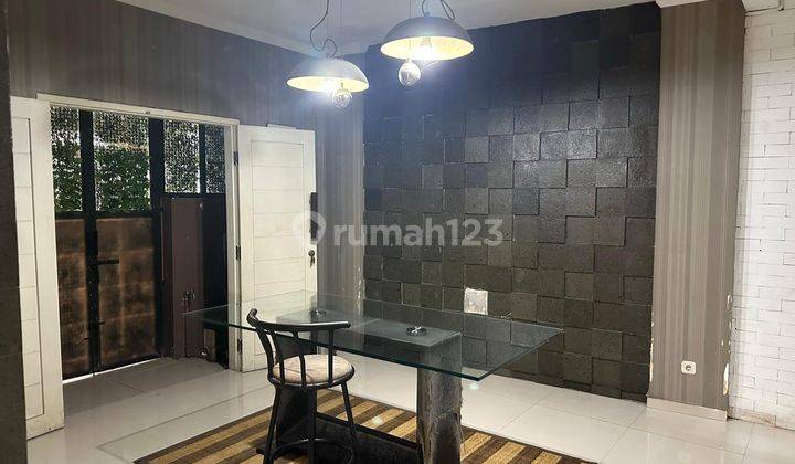 Rumah 2 Lantai Bagus di Cempaka Putih Timur, Jakarta Pusat 2