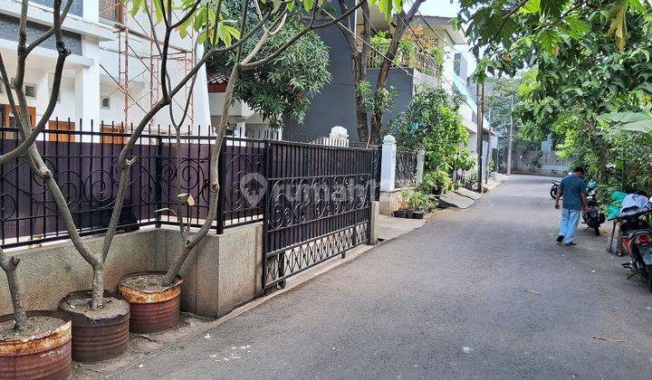 Rumah 2 Lantai di Sunter Taman Nyiur Murah, Jakarta Utara 2