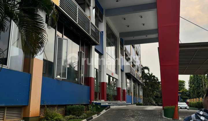 Ruang-Usaha Gedung Kelapa Gading Eks Sekolah, 4 Lantai Ruang-Usaha Gedung Kelapa Gading Eks Sekolah, 4 Lantai