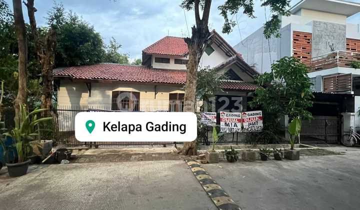 Rumah Kelapa Gading Pegangsaan, Jakarta Utara Rumah Kelapa Gading Pegangsaan, Jakarta Utara