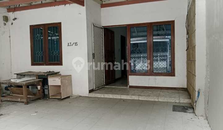 Rumah Sunter Butuh Renovasi Total Rumah Sunter Butuh Renovasi Total