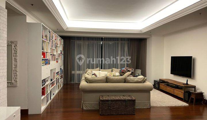 Dijual Best Unit Apartment Four Season Kuningan 3+1 BR Furnished  2