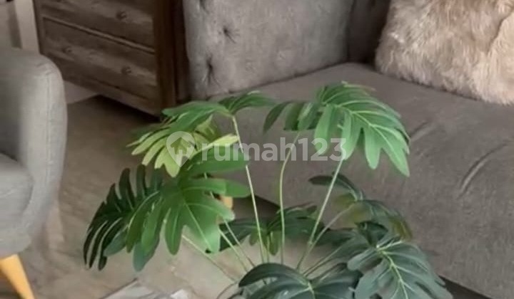 Best Unit!! Dijual Menteng Park Apartment 3 BR Bagus Furnished