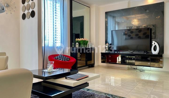Best Price!! Disewakan FX Residence Apartment 2 BR Bagus Furnished 2