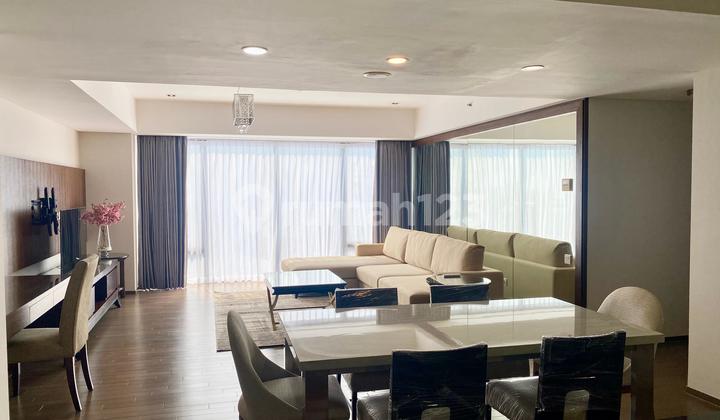 Best Unit! Disewakan at Verde Apartment 2 BR Bagus Furnished 2