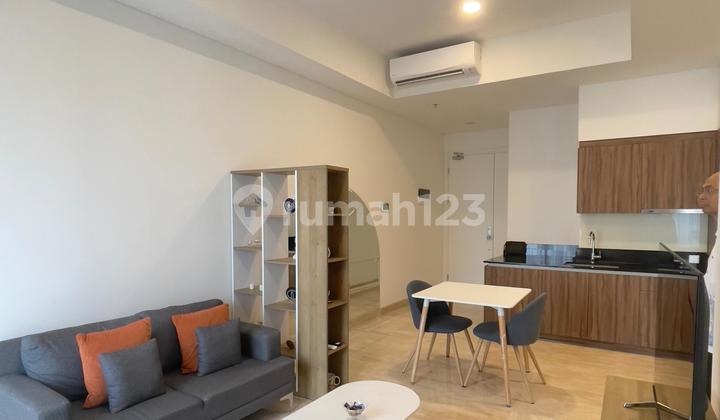 Good Unit!! Disewakan 57 Promenade Apartment 1 BR Bagus Furnished Good Unit!! Disewakan 57 Promenade Apartment 1 BR Bagus Furnished