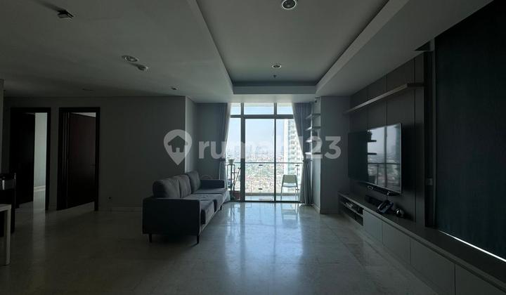 Great Unit!! For Rent Essence Darmawangsa Apartment 3 BR Nice Furnished