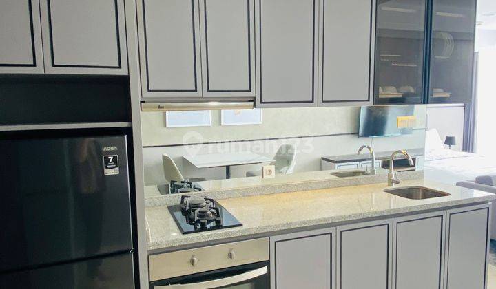 Furnished 1 Br Apartemen Ciputra World 2 Jakarta 10