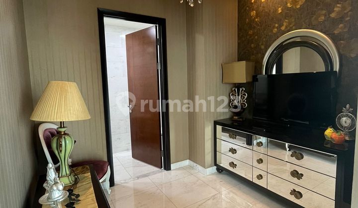 Penthouse Apartment Sudirman Furnished Luxury Private Lift