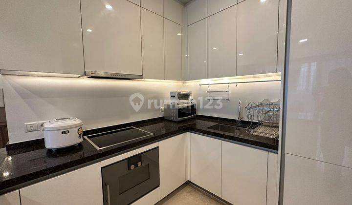 dapur luxurious apartemen anandamaya residences 2br
