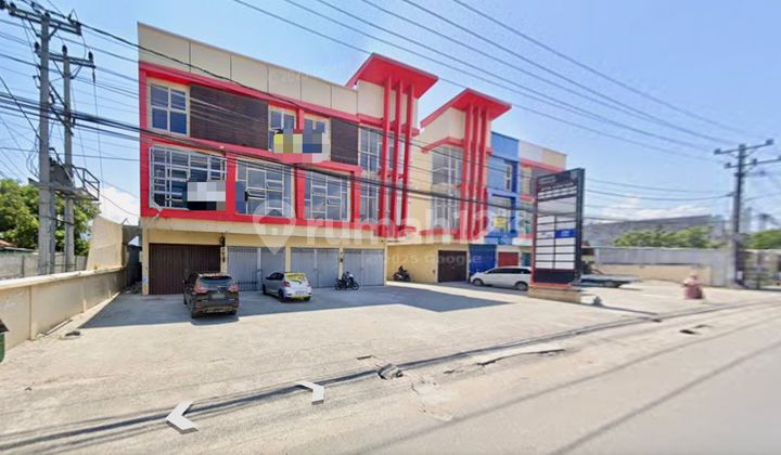 Palu City Sells 3-Story Graha Towua Shop House, Strategic Location, Zero Road Frontage.
