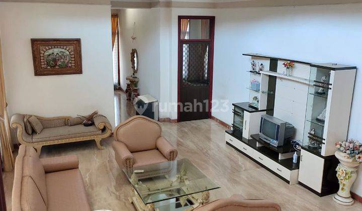 Jual Rumah Strategis Di Jalan Seruni Surabaya Luxury Full Furnish 2