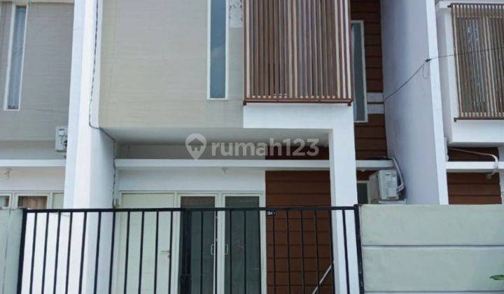 Rumah Minimalis Regency One Karang Asem Surabaya Timur One Gate 1