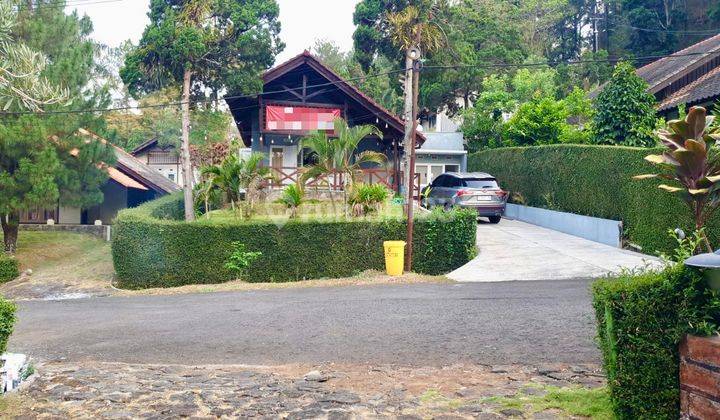 Dijual Villa Grand Trawas View Gunung Penanggungan 1