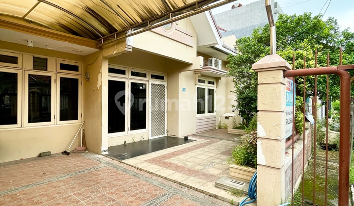 Mukti Semalang Indah Building, Selling One-Story House in East Surabaya Mukti Semalang Indah Building, Selling One-Story House in East Surabaya