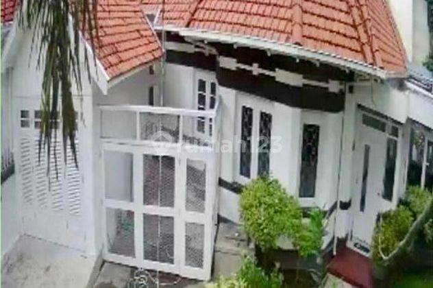 Dijual Rumah Wr Supratman Surabaya Hook 1 Lantai, Cocok Buat Kantor, Resto, Cafe, Butik, Dll 1