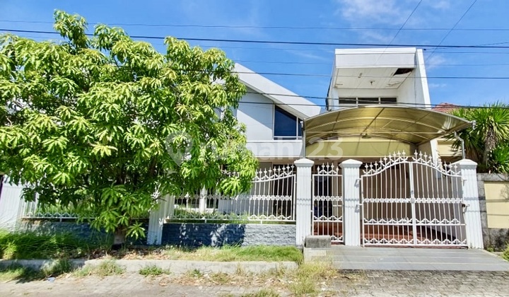 Kertajaya Indah Selling 1-Story House, Row, 3-Car Loose Road. 2