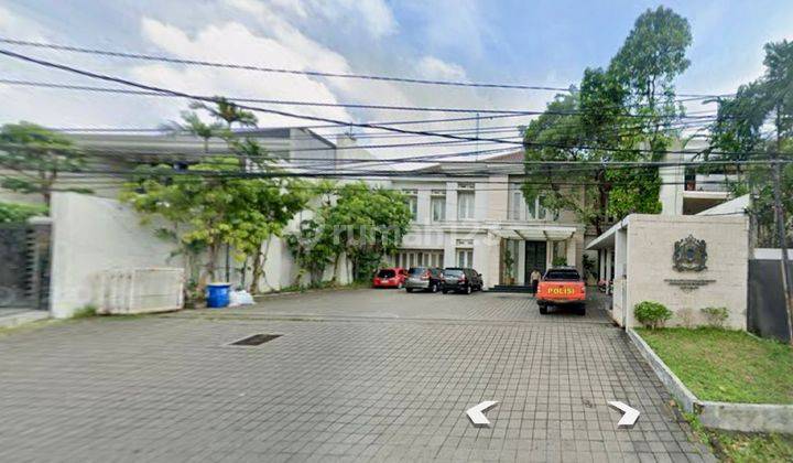 Dijual Rumah Ex Kantor Mewah Wr Supratman Surabaya Siap Pakai 2