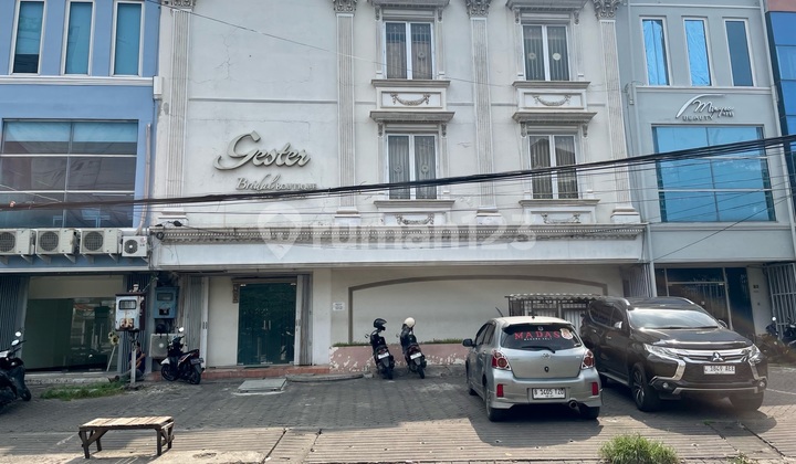 Jalan Jawa Jual Office Building Semi Classic Mewah Di Tengah Kota