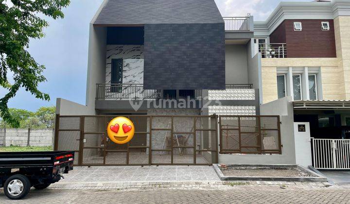 Jual Rumah New Ada Swimpool Di San Antonio Pakuwon City Surabaya 1