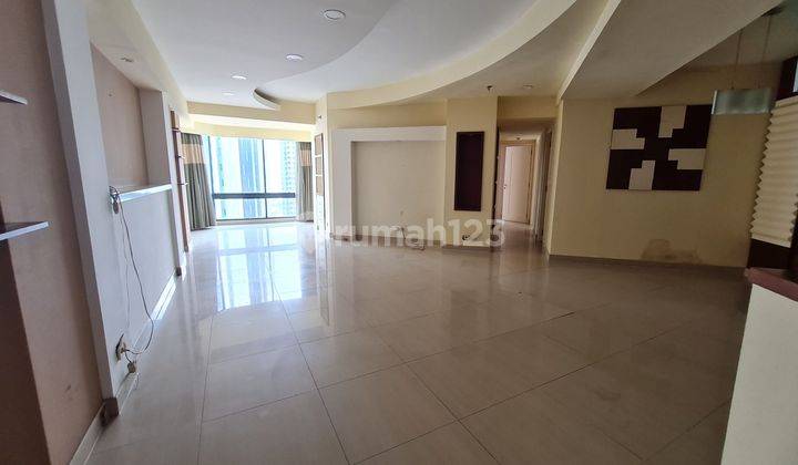 Dijual apt taman anggrek 3kt 146m semifurnish renovasi good view 2