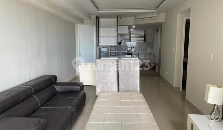 Disewakan Apartemen Taman Anggrek New Renovasi 88M Furnish 2Kt 2