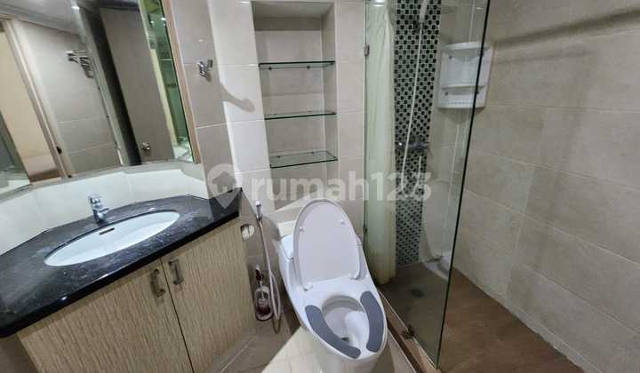Disewakan Apartment Taman Anggrek Condo 2kt Renov Furnish Lowflo 2