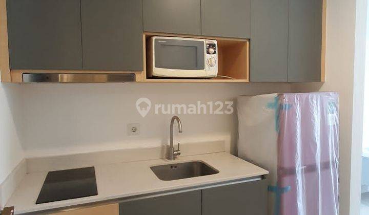 Disewakan apt taman anggrek residence 2kt suite 50m2 furnish 2