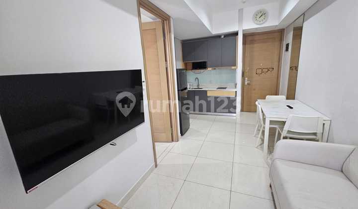 Disewakan Apartemen Taman Anggrek Residence 1kt Tipe Suite Furni 2
