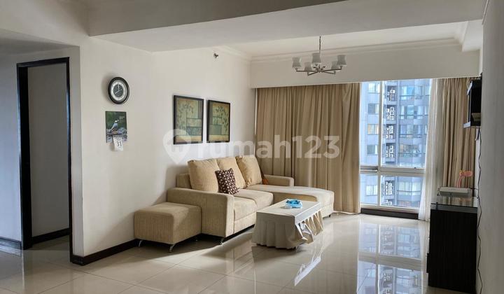 For Sale: Taman Anggrek Apartment, 2 Bedrooms, Corner Type, Furnished, Mid-floor.