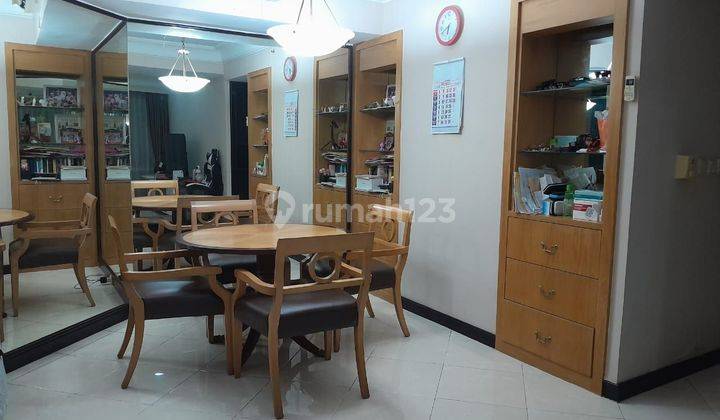 Dijual apt taman anggrek 2 kt tipe lorong renovasi highfloor 1