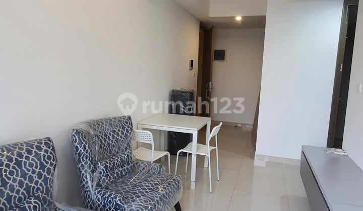 For Rent Taman Anggrek Residence Apartment 2 Bedrooms Modern Renovation 50m²