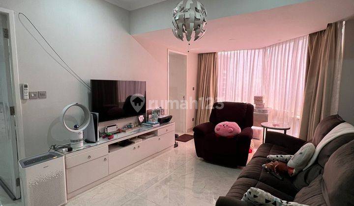 Dijual apt taman anggrek 2kt renov bagus furnish full highfloor 2