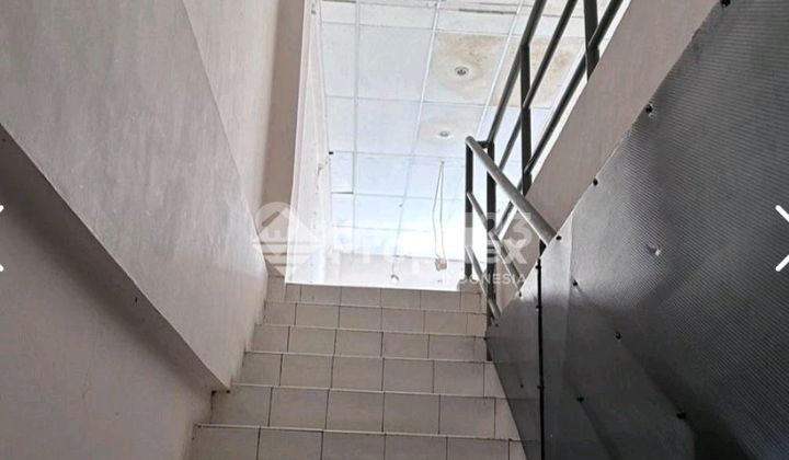 For Sale 4-Story Shop House in Matraman, East Jakarta 2