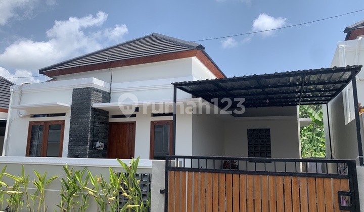 Minimalist House Semi Villa Design in the Center of Tabanan City 2