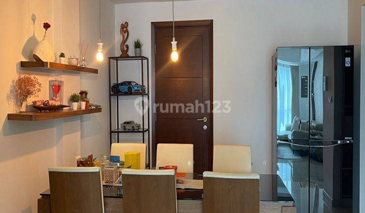 Casa Grande 3 Kamar Tidur Furnished Bagus 2